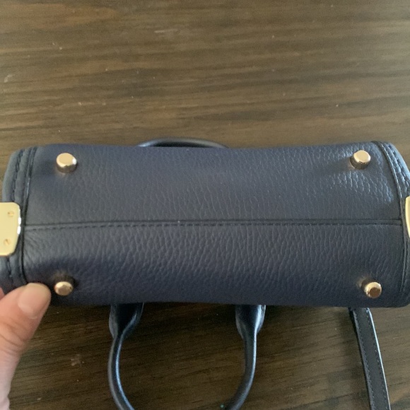 Coach - Picture 4 of 5